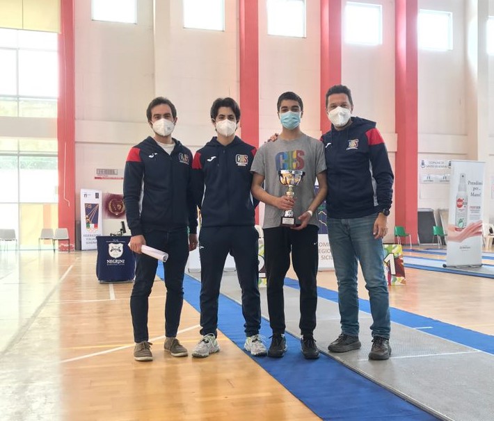 Scherma, sette cusini qualificati al campionato nazionale cadetti nella spada e nel fioretto